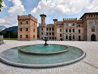 Rifacimento Pavimentazione esterna Castello Ceconi, Viel Emozioine Pietra Viel Emozioine Pietra Floors Marble