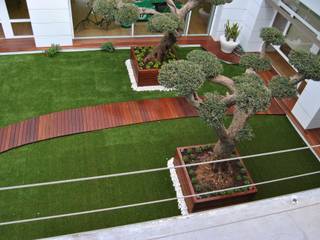 Instalación de césped artificial para terrazas y patios , Albergrass césped tecnológico Albergrass césped tecnológico Balcones y terrazas modernos