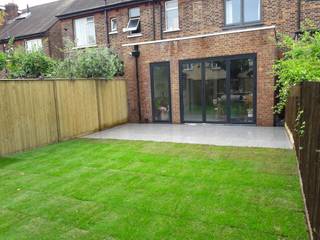 Crouch End Sloping Garden: Design and Build two flat useable areas, Nordland Landscapes Nordland Landscapes