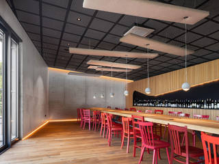 Innenarchitektur Weingut Klumpp, Henecka Architekten BDA Henecka Architekten BDA Commercial spaces Wood Wood effect