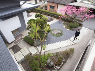 House YO, 1-1 Architects 一級建築士事務所 1-1 Architects 一級建築士事務所 Front garden