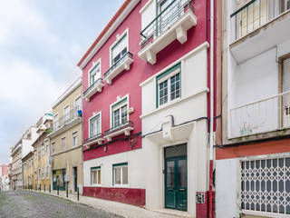Apartamento com acabamentos de excelência, Lisbon Heritage Lisbon Heritage ラスティックな 家