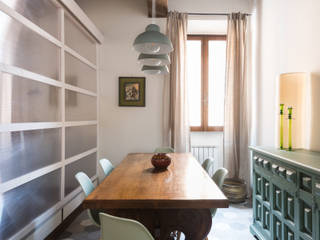 HORTUM APARTAMENT, Caterina Raddi Caterina Raddi Eclectic style dining room Green