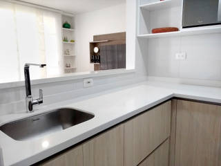 Remodelamos tu cocina, Remodelar Proyectos Integrales Remodelar Proyectos Integrales 置入式廚房 複合木地板 Transparent