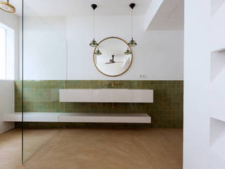 Casa Isabelle Alejandro Giménez Architects Mediterrane Badezimmer