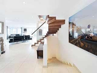 Moderne Faltwerktreppe aus Holz zum Verlieben, Siller Treppen/Stairs/Scale Siller Treppen/Stairs/Scale درج خشب Wood effect