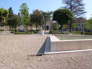 PIAZZALE MARTIRI DI MONTEMAGGIO, San Gimignano (Siena), Tamara Migliorini Architetto Tamara Migliorini Architetto Fincas Mármol