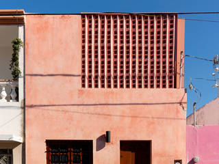 Casa Kaleidos, Taller Estilo Arquitectura Taller Estilo Arquitectura 일세대용 주택 콘크리트 빨강