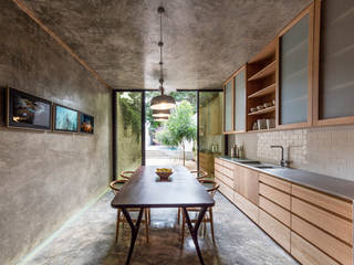 Fantástica Casa - Kaleidos, Taller Estilo Arquitectura Taller Estilo Arquitectura ห้องครัวขนาดเล็ก ไม้ Wood effect