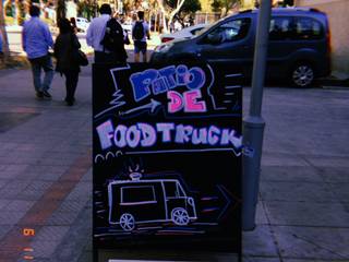 Patio de Bolsillo American Food Truckers - U. Autonoma, B+2 B+2 พื้นที่เชิงพาณิชย์