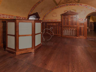 Lite podłogi dębowe w zamkowym wnętrzu, Roble Roble Espacios comerciales Madera Acabado en madera