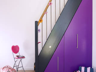 Baufritz House Bond, Baufritz (UK) Ltd. Baufritz (UK) Ltd. Modern corridor, hallway & stairs Aluminium/Zinc Turquoise