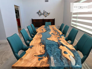 Florida'ya alışılmışın dışında okyanus yemek masası, odywood odywood Sala da pranzo moderna Legno Effetto legno