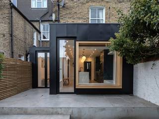 London Fermor, Renka Renka Modern houses