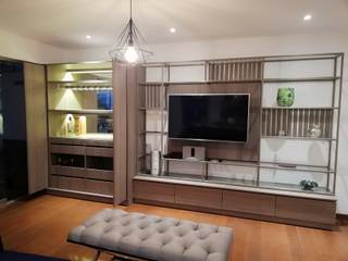 Sala Alicia Ibáñez Interior Design Livings de estilo moderno Hierro/Acero Muebles de televisión y dispositivos electrónicos