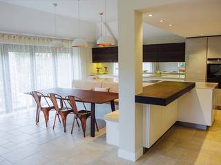 Open-plan kitchen/dining extension, WALK INTERIOR ARCHITECTURE + DESIGN WALK INTERIOR ARCHITECTURE + DESIGN Cocinas de estilo moderno