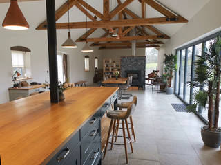 An Amazing Farm House Project in Wales, WALK INTERIOR ARCHITECTURE + DESIGN WALK INTERIOR ARCHITECTURE + DESIGN 컨트리스타일 주방