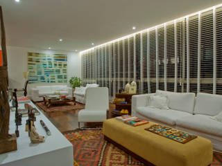 Apartamento DVC, Viviane Cunha Arquitetura Viviane Cunha Arquitetura Ruang Keluarga Klasik