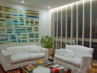 Apartamento DVC, Viviane Cunha Arquitetura Viviane Cunha Arquitetura Ruang Keluarga Klasik