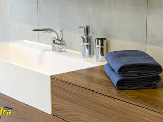 Esposizione showroom Bassano del Grappa, Idra srl Idra srl Modern bathroom