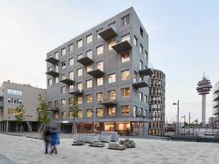 Stadtelefant. From Architects with Love, Franz&Sue Franz&Sue Minimalistische Häuser Beton Beige