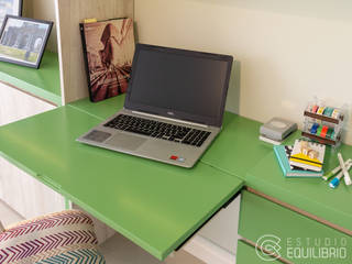 Proyecto Ardoino, Estudio Equilibrio Estudio Equilibrio Modern study/office Wood Green