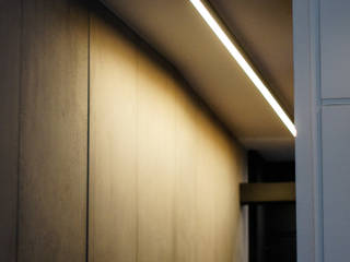Transformer un studio en appartement 2 pièces, Créateurs d'Interieur Créateurs d'Interieur Modern corridor, hallway & stairs