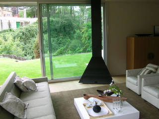 Chimenea Mod. XEMENEIA, DAE DAE Modern living room