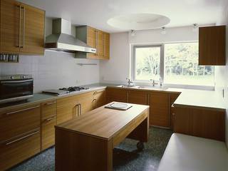 homify Modern Kitchen