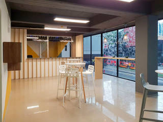 Oficinas Fuxion, AU Lab AU Lab Escritórios modernos Madeira Acabamento em madeira