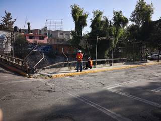 Instalacion de malla ciclónica para CONAGUA, Grupo SSCAM Grupo SSCAM Commercial spaces