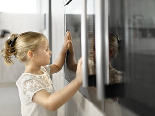 Kochen mit Kindern: Gefahrenherde verbannen, Schmidt Küchen Schmidt Küchen Modern Kitchen