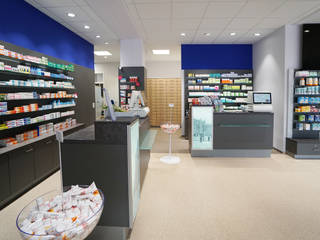 Apotheke in Kiel, Meyerfeldt Architektur & Innenarchitektur im Raum Hamburg Meyerfeldt Architektur & Innenarchitektur im Raum Hamburg พื้นที่เชิงพาณิชย์