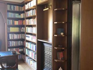 Librerie studio Roma, Falegnameria su misura Falegnameria su misura Study/officeCupboards & shelving Wood