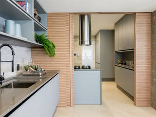 Home Decor G|L, Carolina Fagundes - Arquitetura e Interiores Carolina Fagundes - Arquitetura e Interiores Built-in kitchens