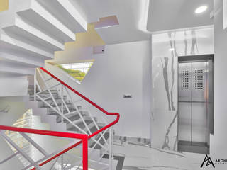 Triangle House, Archemist Architects Archemist Architects Corridor, hallway & stairs Stairs White