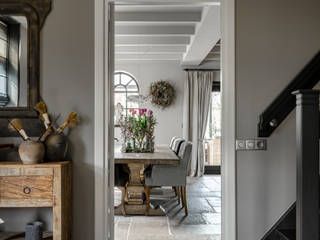 Landelijk interieur straalt in nieuwe kleuren - jij mag binnenkijken!, Pure & Original Pure & Original Country style dining room