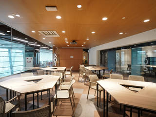 共享辦公室, 行一建築 _ Yuan Architects 行一建築 _ Yuan Architects Commercial spaces