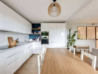 Un 4 pièces de 70 m2 aéré, Créateurs d'Interieur Créateurs d'Interieur Built-in kitchens