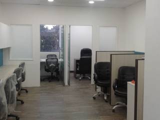Office at DLF, Grey-Woods Grey-Woods Gewerbeflächen Fliesen Beige