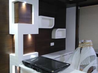 OFFICE-project Indirapuram, SHUFFLE DESIZN SHUFFLE DESIZN Modern study/office Engineered Wood Transparent