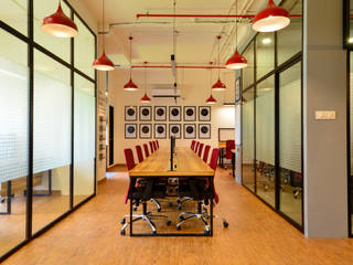 Flickstree Production Pvt. Ltd, The Design Chapel The Design Chapel Commercial spaces Wood Wood effect