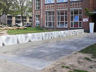 Betonbuchstaben, oggi-beton oggi-beton Kunst Kunstobjekte Beton