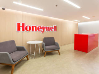 Honeywell, Diego Rojas Fotografía Diego Rojas Fotografía Hành lang, sảnh & cầu thang phong cách công nghiệp