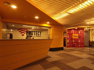 V-Protect office Interior Done by Spallassociates, Spallassociates Spallassociates Modern Corridor, Hallway and Staircase