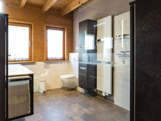 MODERN TRIFFT RUSTIKAL, Bagno Badstudio Mainz OHG Bagno Badstudio Mainz OHG Rustikale Badezimmer