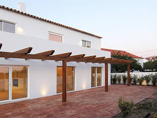 House ML26, Tiago Barros Studio Tiago Barros Studio Mediterranean style houses