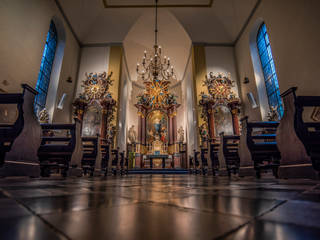 Beleuchtungskonzept einer Kirche, Moreno Licht mit Effekt - Lichtplaner Moreno Licht mit Effekt - Lichtplaner Commercial spaces