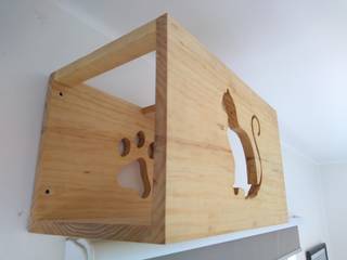 fUNNYCAT - Gateras de madera que le van encantar a tu gato, VIVE arquitectura VIVE arquitectura Dinding & Lantai Modern