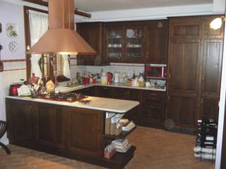 Arredamento su misura, L'Arte del Legno snc L'Arte del Legno snc Dapur Gaya Rustic Kayu Wood effect